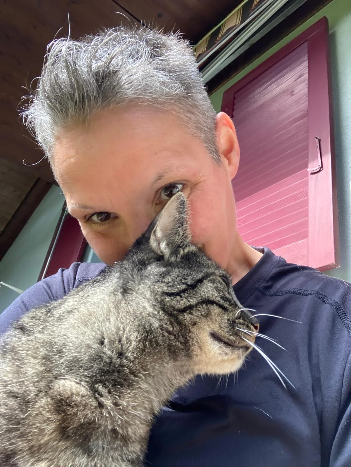 Manuela Lenk mit Katze